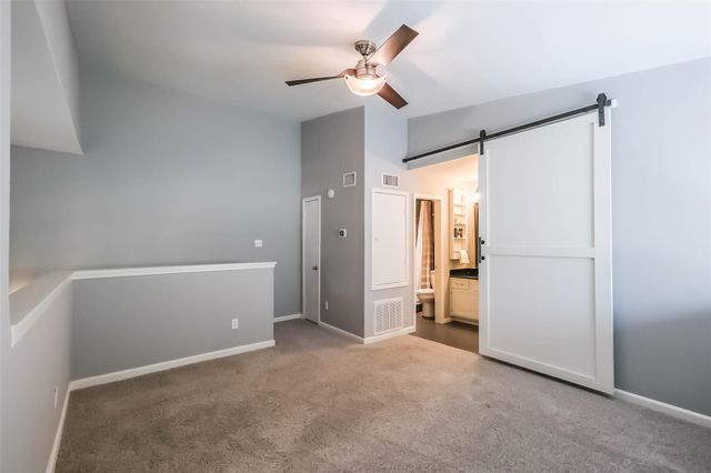 2125 Augusta Drive 9, Houston, TX 77057
