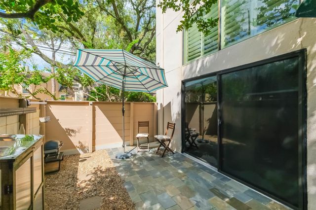 2125 Augusta Drive 9, Houston, TX 77057