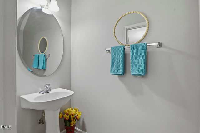 1050 Scotts Ridge Trail, Apex, NC 27502