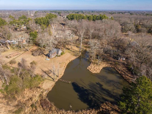 9713 POPLAR AVE, Germantown, TN 38139