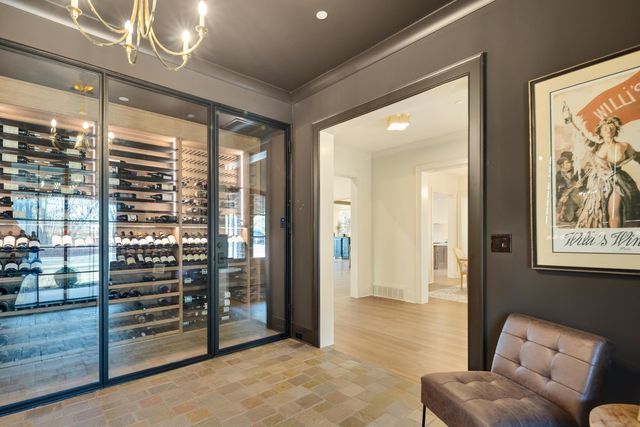 9713 POPLAR AVE, Germantown, TN 38139