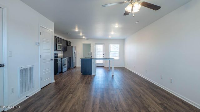 1106 Pawpaw Place, Oronogo, MO 64855