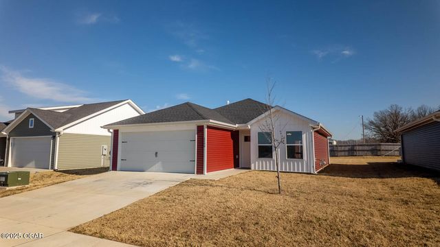 1106 Pawpaw Place, Oronogo, MO 64855