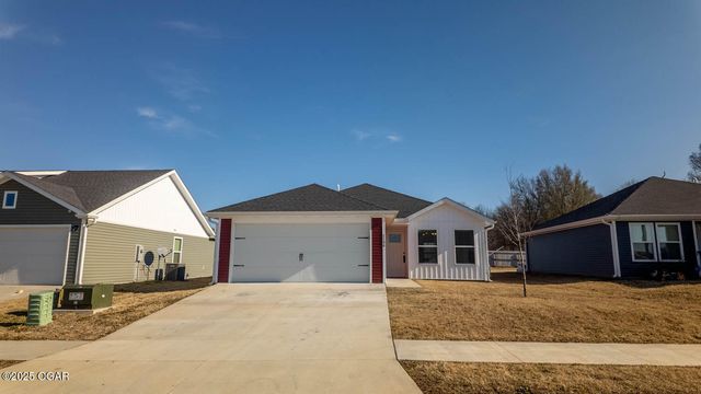 1106 Pawpaw Place, Oronogo, MO 64855