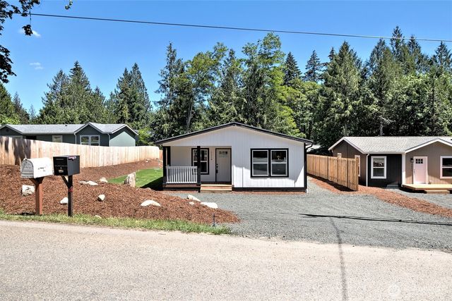 111 E Ashwood Lane, Shelton, WA 98584