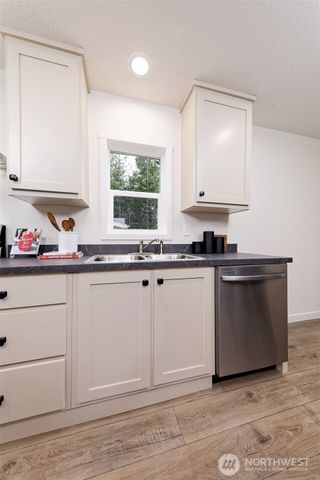 111 E Ashwood Lane, Shelton, WA 98584