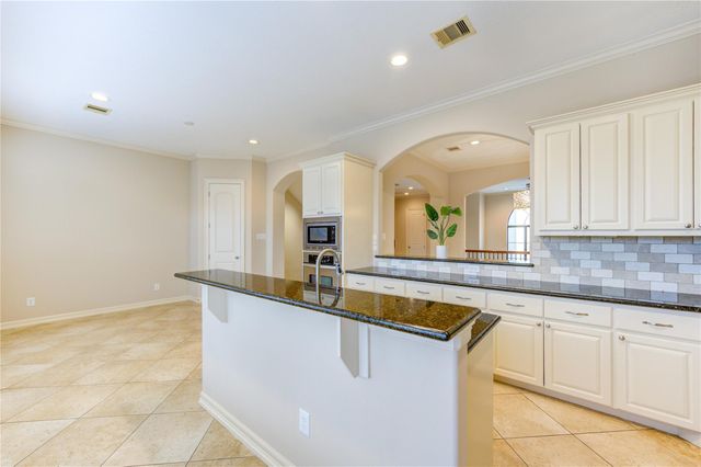 11207 Tramonto Drive, Houston, TX 77042