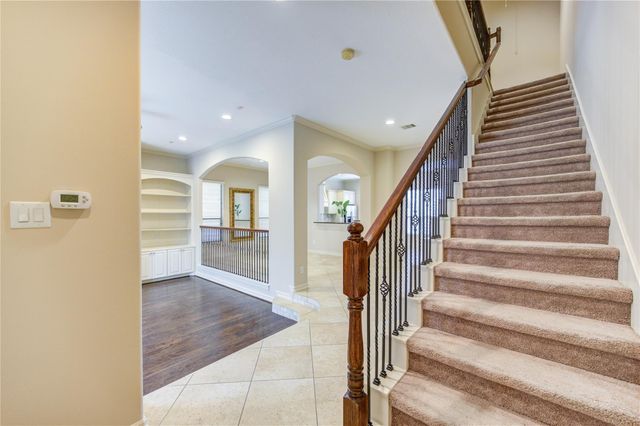 11207 Tramonto Drive, Houston, TX 77042