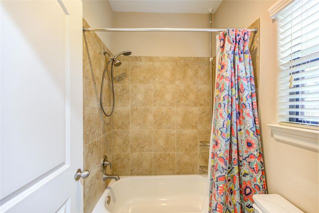 11207 Tramonto Drive, Houston, TX 77042