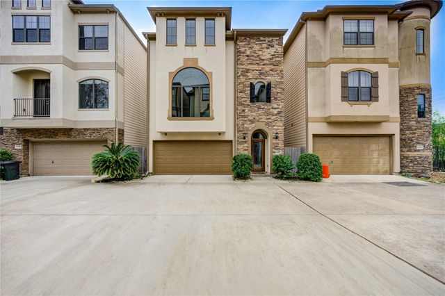 11207 Tramonto Drive, Houston, TX 77042