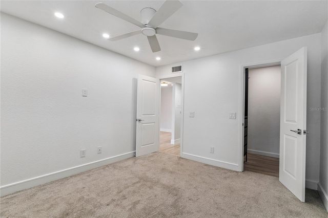 5124 CONROY ROAD 24, Orlando, FL 32811