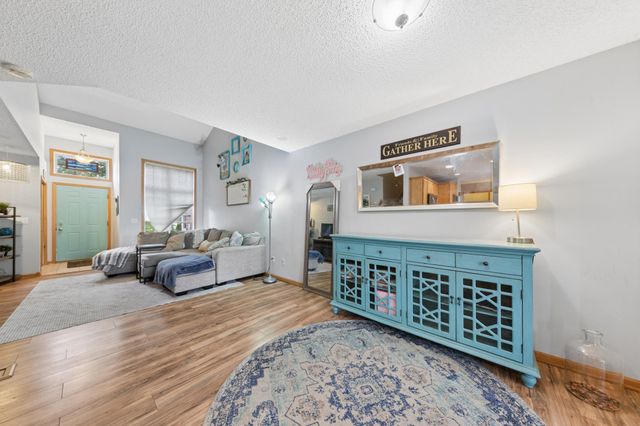 2555 11th Avenue, Anoka, MN 55303