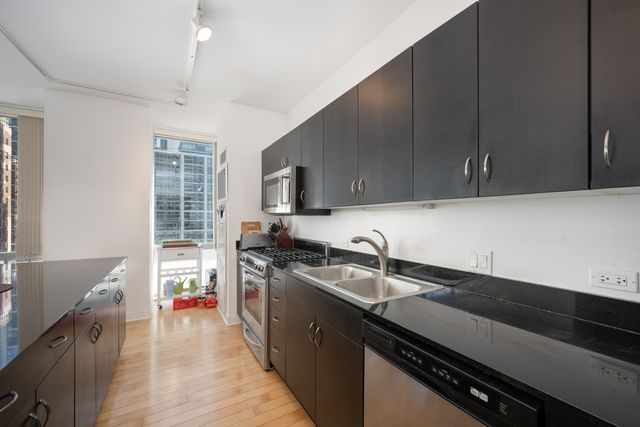 8 E Randolph Street 1401, Chicago, IL 60601