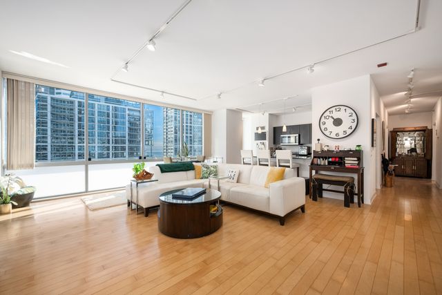 8 E Randolph Street 1401, Chicago, IL 60601