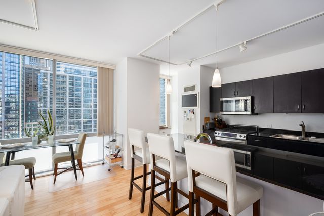 8 E Randolph Street 1401, Chicago, IL 60601