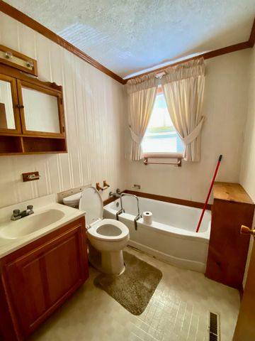 300 Sweetland Drive, Chattanooga, TN 37415