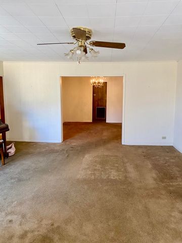 300 Sweetland Drive, Chattanooga, TN 37415