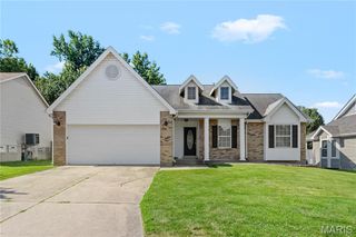 346 Misty Valley Drive, St Peters, MO 63376