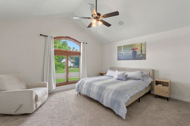 329 S Grand Mere Ct, Wichita, KS 67230