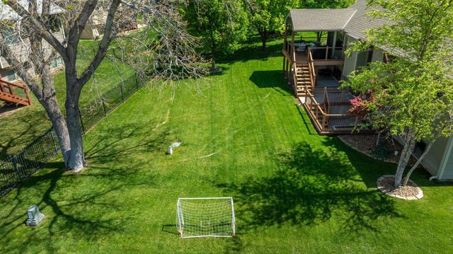 329 S Grand Mere Ct, Wichita, KS 67230