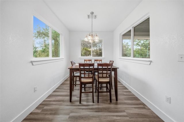 7502 Stable LN, Lago Vista, TX 78645