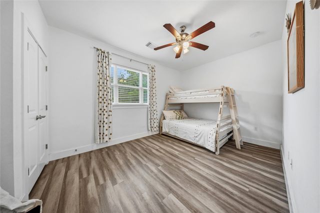 7502 Stable LN, Lago Vista, TX 78645