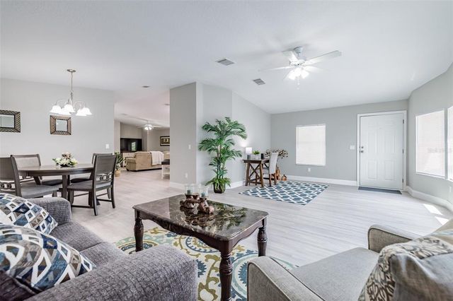 5084 76TH STREET N, St Petersburg, FL 33709