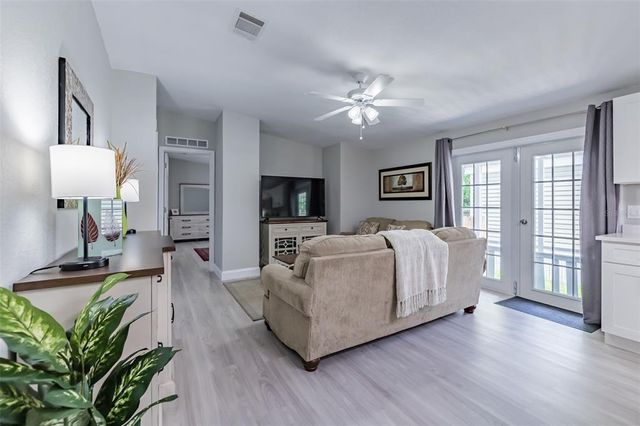 5084 76TH STREET N, St Petersburg, FL 33709