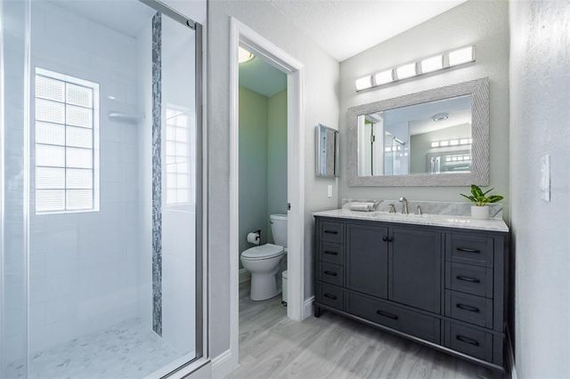 5084 76TH STREET N, St Petersburg, FL 33709