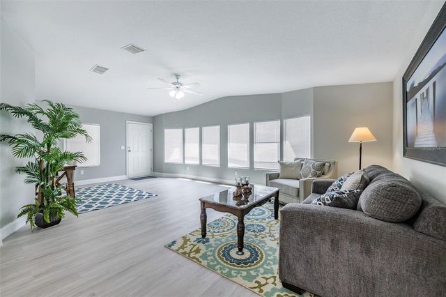 5084 76TH STREET N, St Petersburg, FL 33709