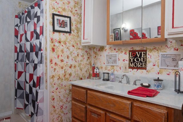 302 E State Street, Corunna, MI 48817