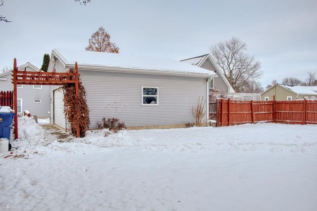 302 E State Street, Corunna, MI 48817