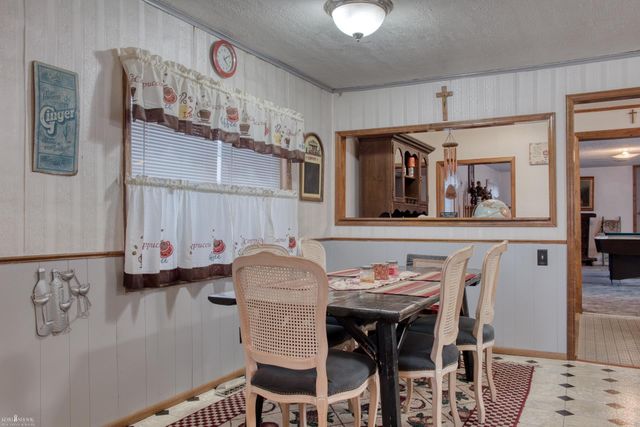 302 E State Street, Corunna, MI 48817