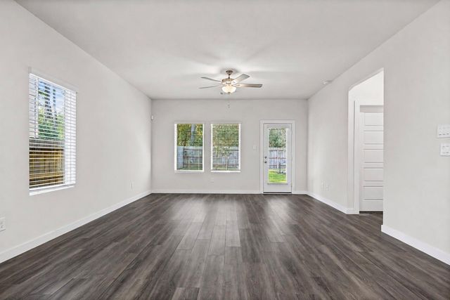 1745 Succotash Oak Court, Conroe, TX 77304