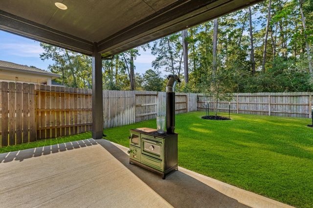 1745 Succotash Oak Court, Conroe, TX 77304