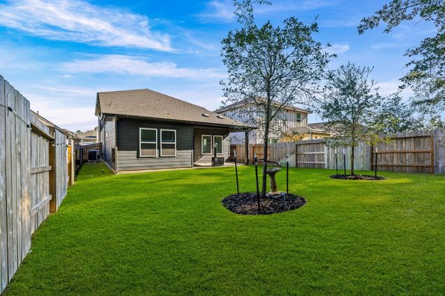 1745 Succotash Oak Court, Conroe, TX 77304