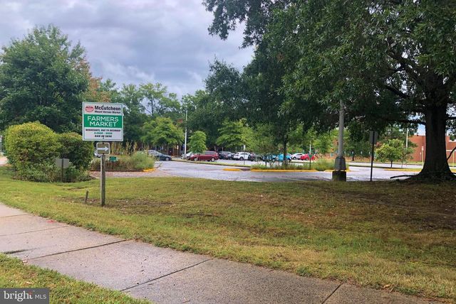 7814 BELVEDERE DR, Alexandria, VA 22306