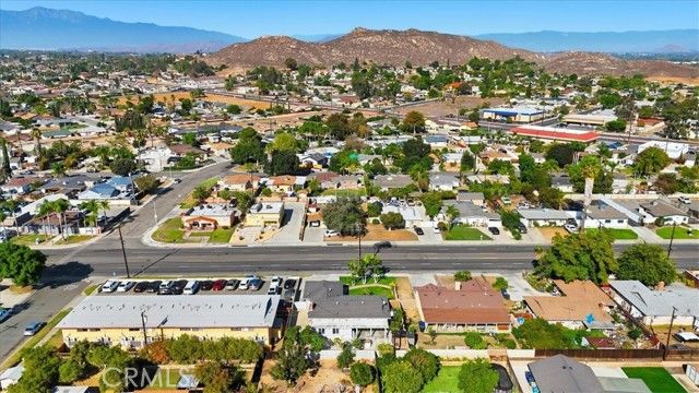 10384 Hole, Riverside, CA 92505