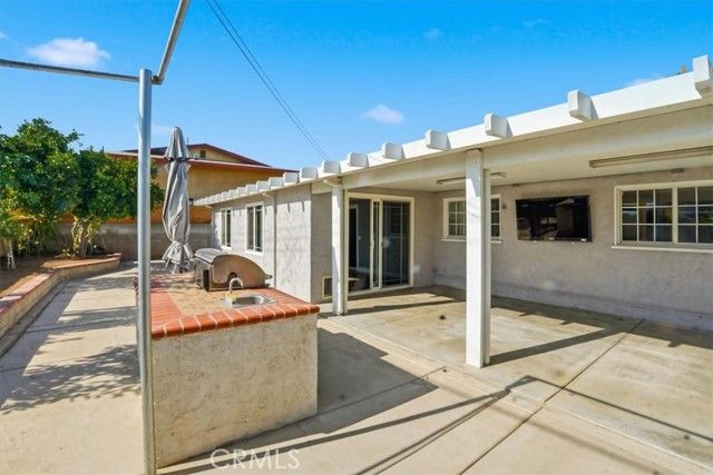 10384 Hole, Riverside, CA 92505