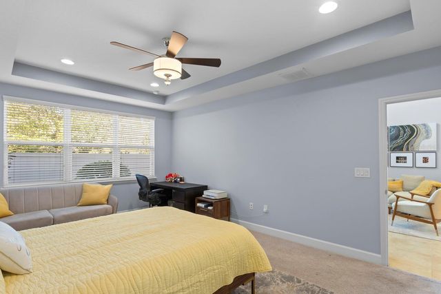 8711 TERRACINA LAKE DRIVE, Tampa, FL 33625