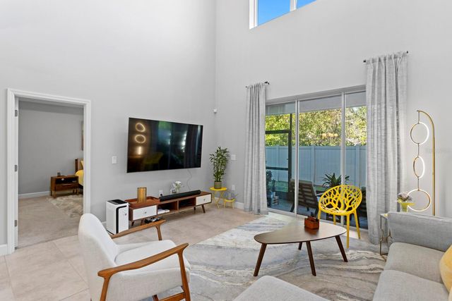 8711 TERRACINA LAKE DRIVE, Tampa, FL 33625