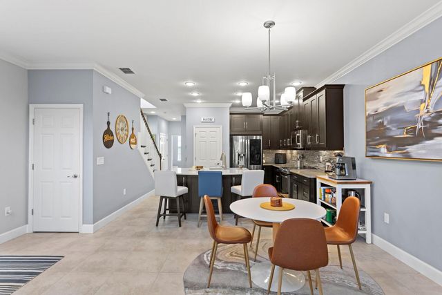 8711 TERRACINA LAKE DRIVE, Tampa, FL 33625