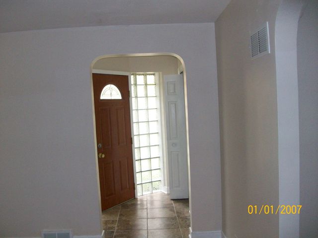 2329 S 16th Avenue, Broadview, IL 60155