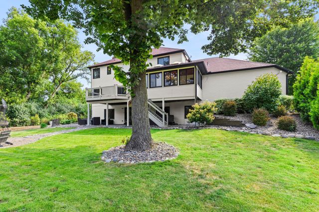 9348 Olympia Drive, Eden Prairie, MN 55347