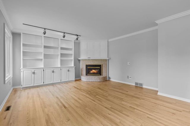 9348 Olympia Drive, Eden Prairie, MN 55347