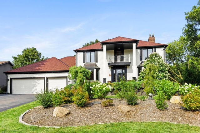 9348 Olympia Drive, Eden Prairie, MN 55347
