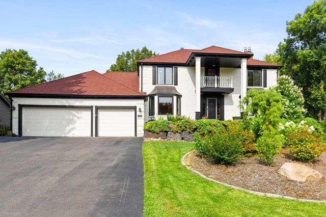 9348 Olympia Drive, Eden Prairie, MN 55347