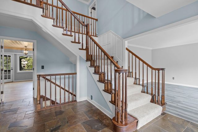 9348 Olympia Drive, Eden Prairie, MN 55347