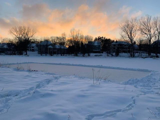 9348 Olympia Drive, Eden Prairie, MN 55347