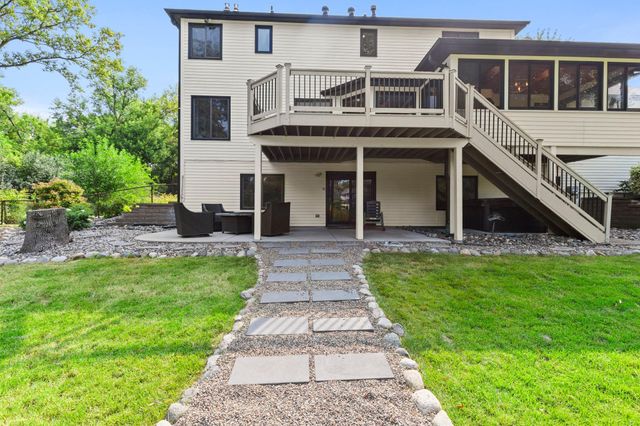 9348 Olympia Drive, Eden Prairie, MN 55347